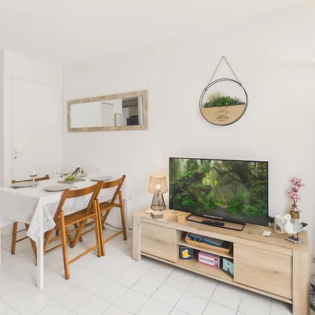 250m De La Plage, Maison Pour 2 Adultes 2enfants Holiday home