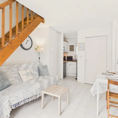 Σπίτι διακοπών 250m De La Plage, Maison Pour 2 Adultes 2enfants