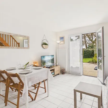 250m De La Plage, Maison Pour 2 Adultes 2enfants
